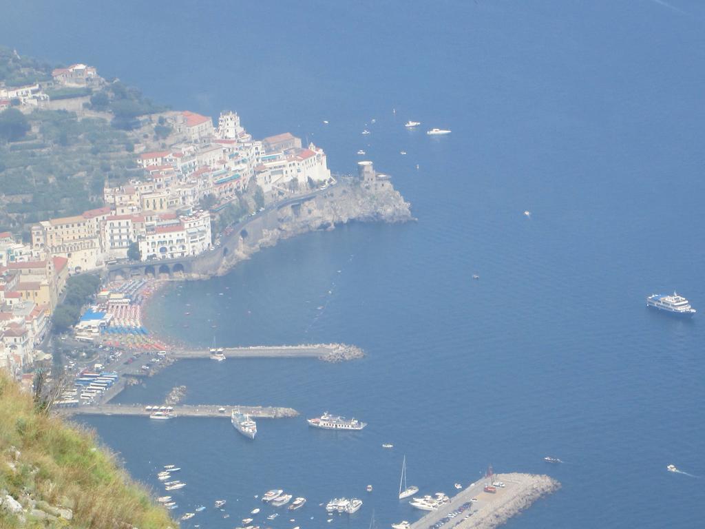 Апартаменты Mira Amalfi Аджерола Экстерьер фото